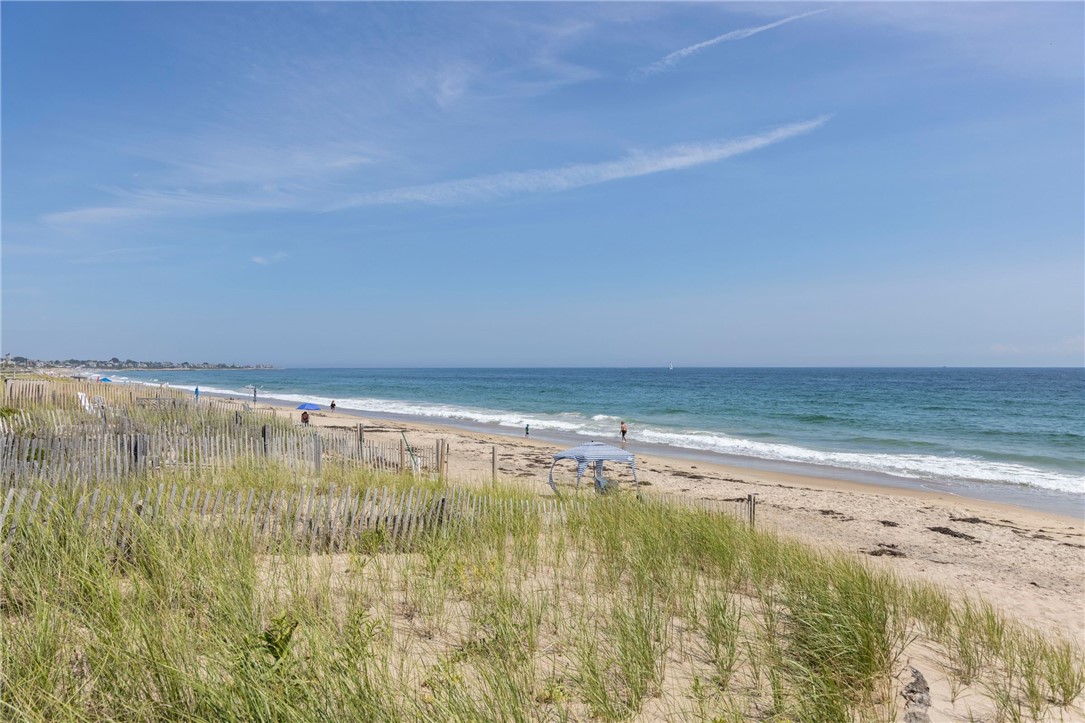 457 Atlantic Avenue Westerly, RI 02891 - Photo 36 of 40