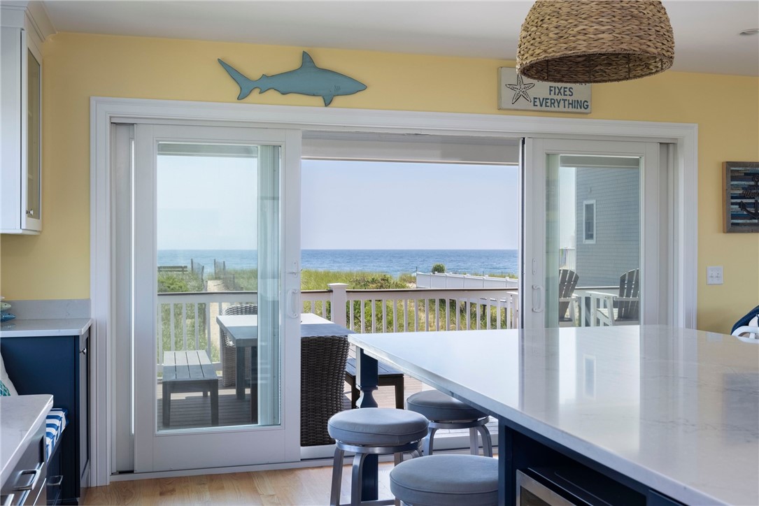457 Atlantic Avenue Westerly, RI 02891 - Photo 7 of 40