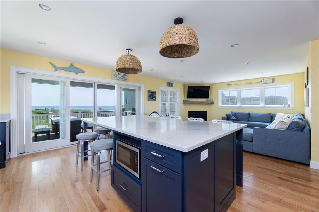 457 Atlantic Avenue Westerly, RI 02891 - Photo 8 of 40