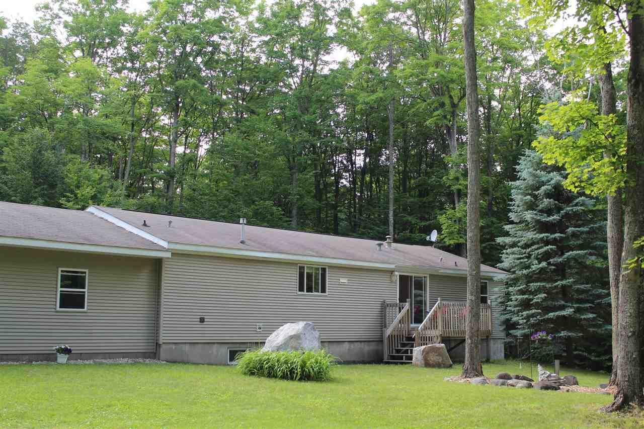4109 Rugged Road Harbor Springs, MI 49740 - Photo 4 of 21 Gallery Image 4