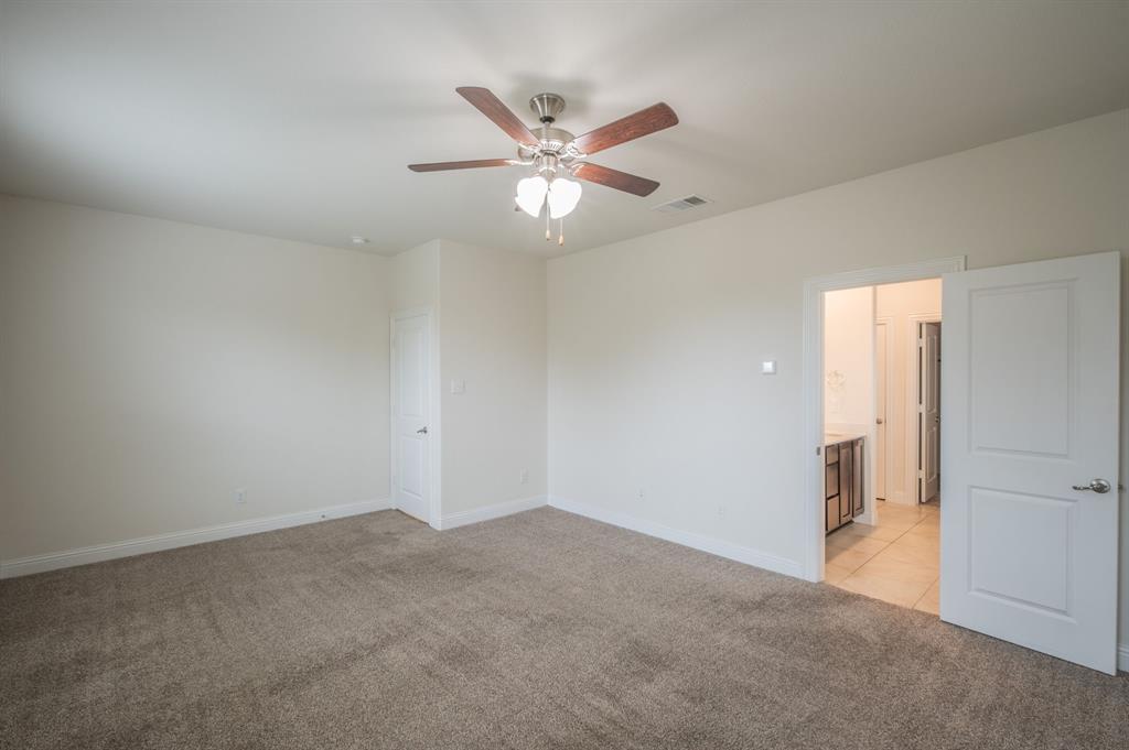 2808 Grizzly Road Aubrey, TX 76227 - Photo 11 of 25