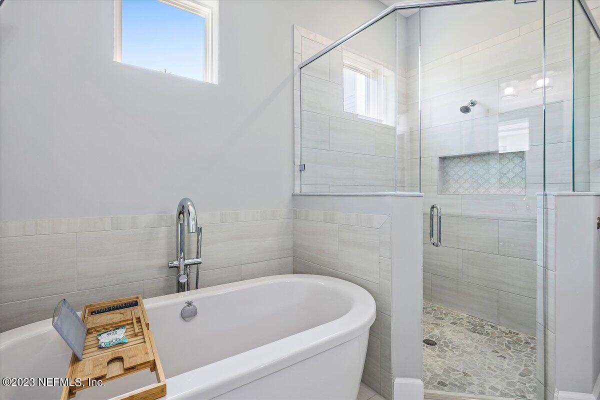 191 Oceanview Drive St. Augustine, FL 32080 - Photo 24 of 50 24-Primary Bathroom