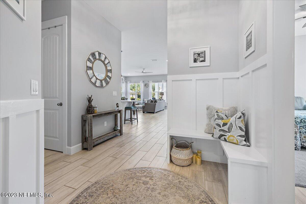 191 Oceanview Drive St. Augustine, FL 32080 - Photo 8 of 50 08-Hallway