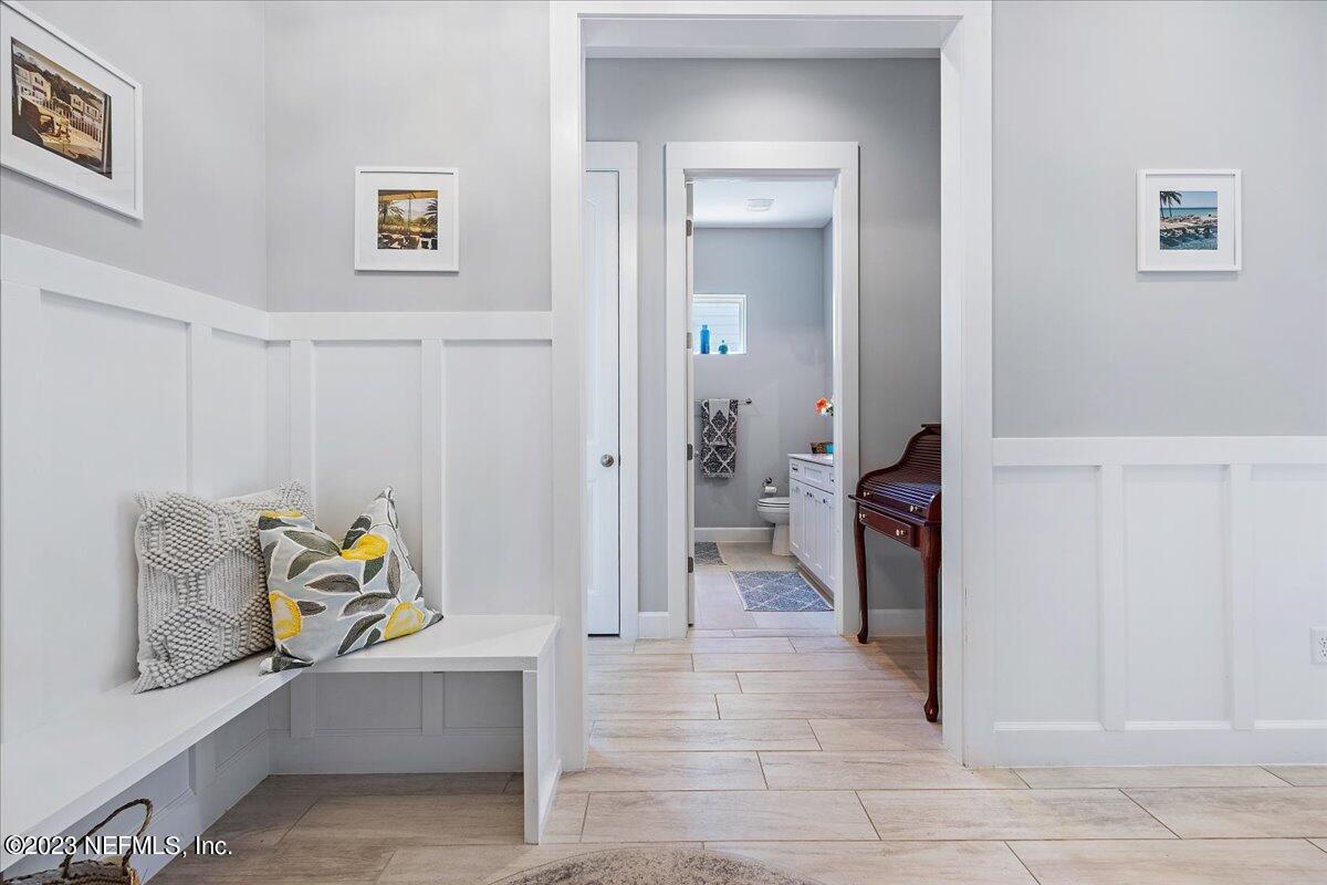 191 Oceanview Drive St. Augustine, FL 32080 - Photo 9 of 50 09-Hallway