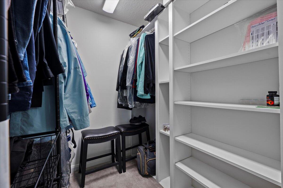 205 Brier Circle Jupiter, FL 33458 - Photo 31 of 41 32-LUX_4655