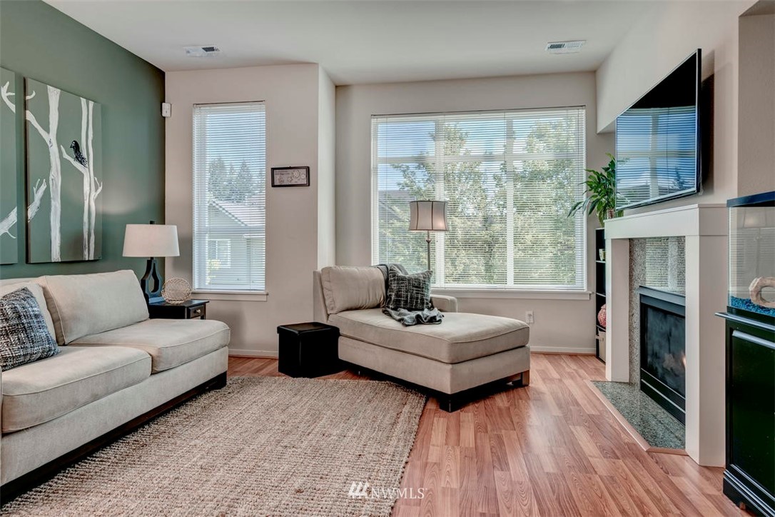 131 Sky Ridge Road Northwest, Unit 105 Issaquah, WA 98027 - Photo 11 of 24