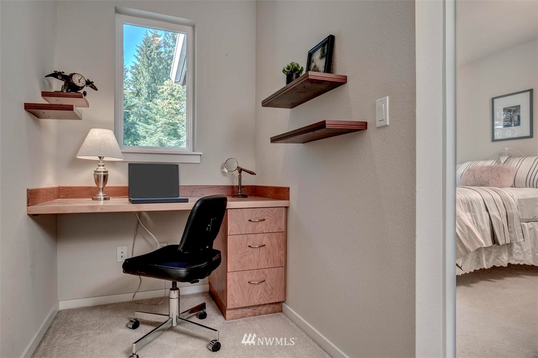 131 Sky Ridge Road Northwest, Unit 105 Issaquah, WA 98027 - Photo 15 of 24