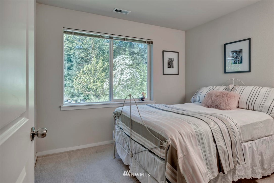 131 Sky Ridge Road Northwest, Unit 105 Issaquah, WA 98027 - Photo 20 of 24