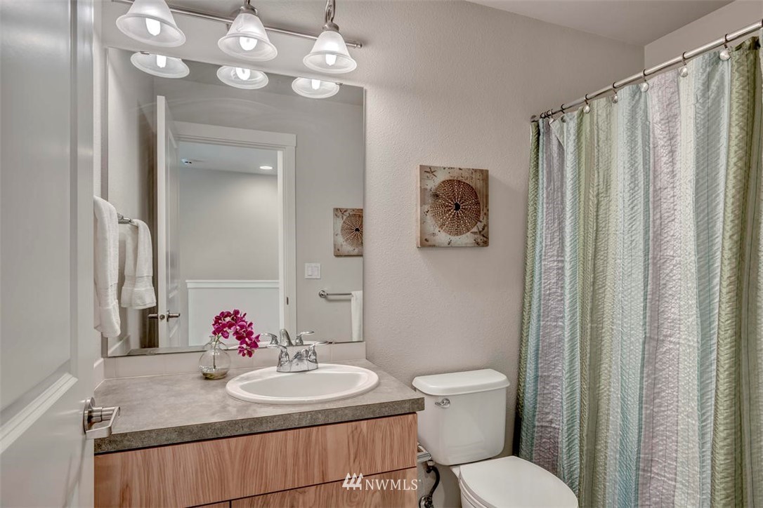 131 Sky Ridge Road Northwest, Unit 105 Issaquah, WA 98027 - Photo 21 of 24