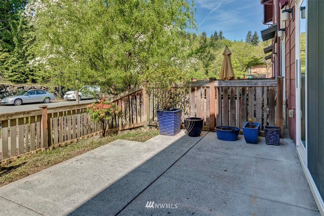 131 Sky Ridge Road Northwest, Unit 105 Issaquah, WA 98027 - Photo 23 of 24