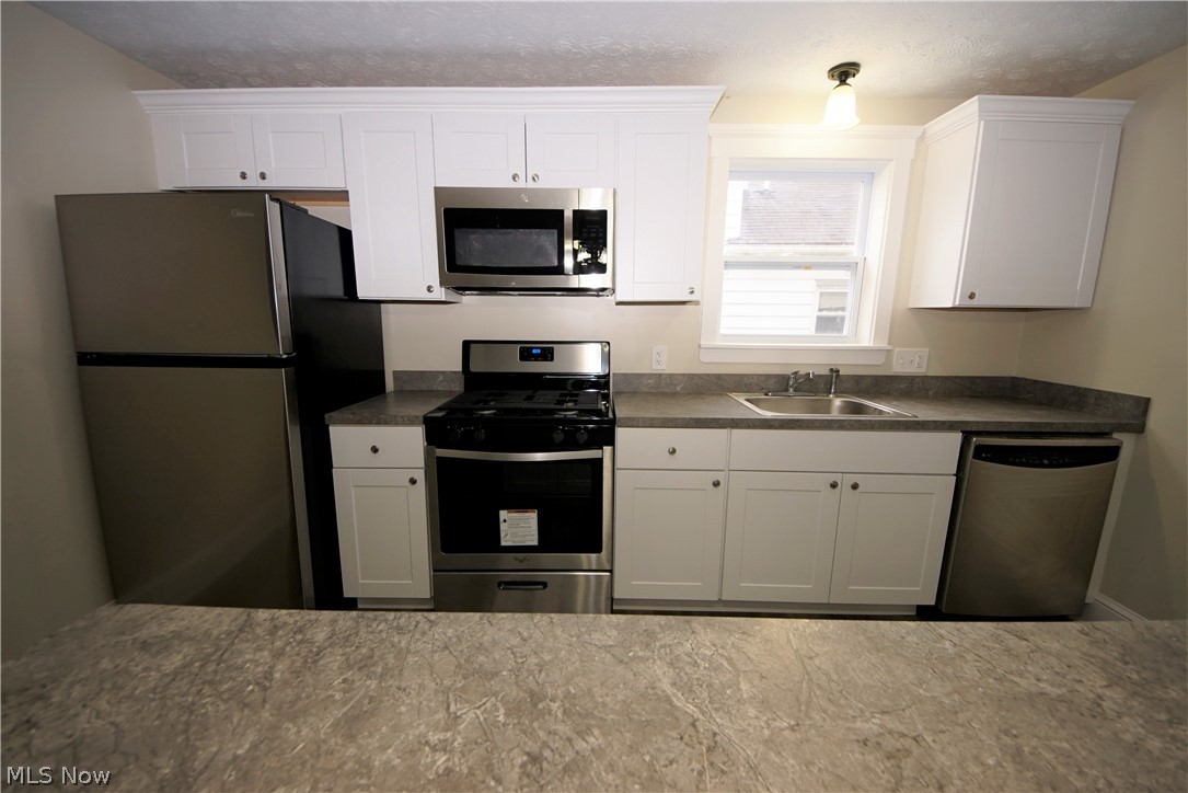 11904 Triskett Road Cleveland, OH 44111 - Photo 9 of 25 Gallery Image 9