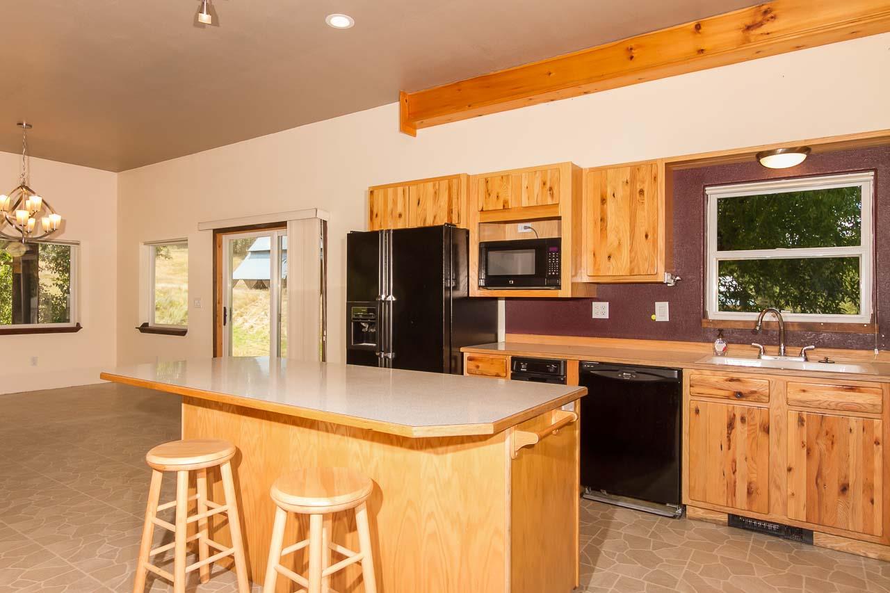 2527 A Gilson Road Addy, WA 99101 - Photo 4 of 20