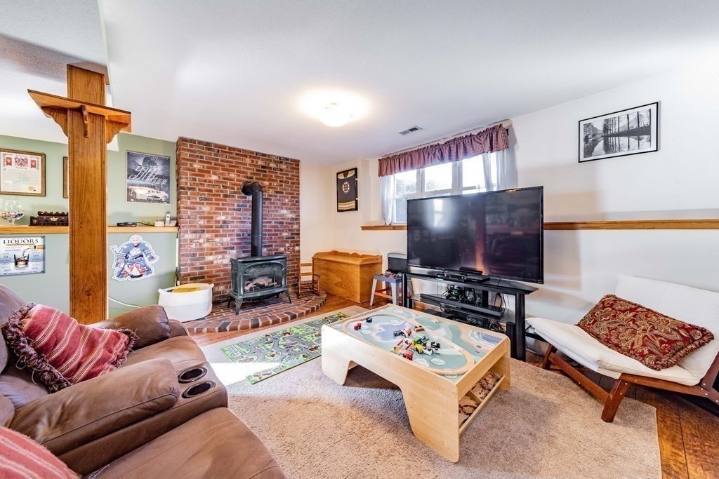 24 County Road Holyoke, MA 01040 - Photo 26 of 42
