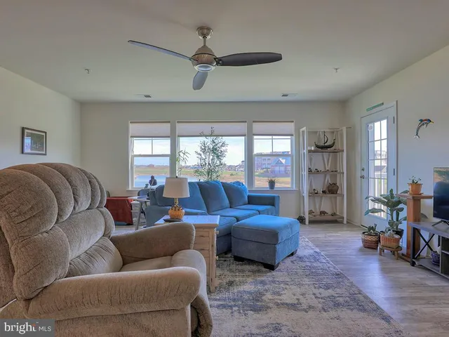 $359,000 | 24160 Port Lane, Unit 105, Lewes, DE 19958