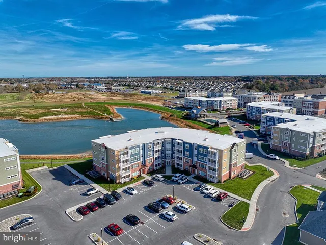 $359,000 | 24160 Port Lane, Unit 105, Lewes, DE 19958
