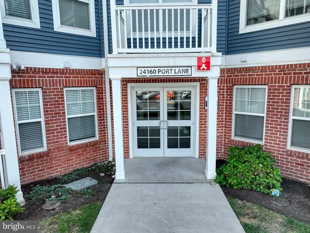 $359,000 | 24160 Port Lane, Unit 105, Lewes, DE 19958