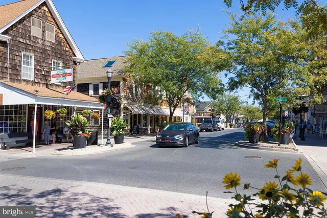 $359,000 | 24160 Port Lane, Unit 105, Lewes, DE 19958