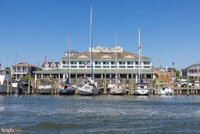 $359,000 | 24160 Port Lane, Unit 105, Lewes, DE 19958