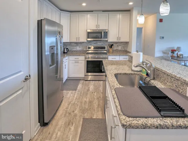 $359,000 | 24160 Port Lane, Unit 105, Lewes, DE 19958
