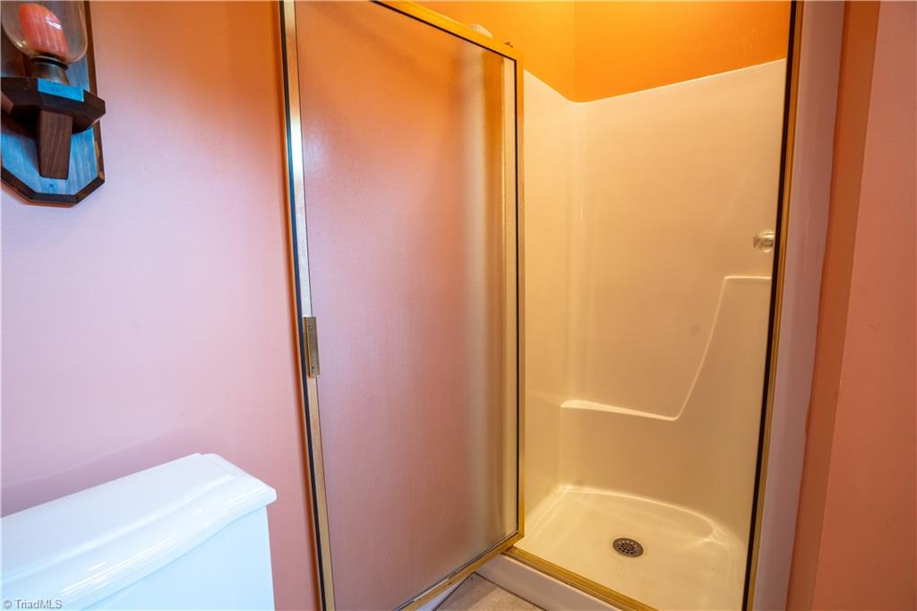 1504 Rankin Mill Road Greensboro, NC 27405 - Photo 38 of 44