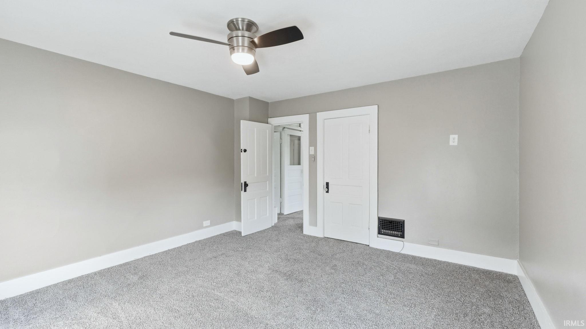 2016 Oakley Street Fort Wayne, IN 46802 - Photo 11 of 23