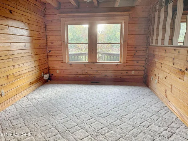 $349,900 | 799 Glass House Road, Helenwood, TN 37755