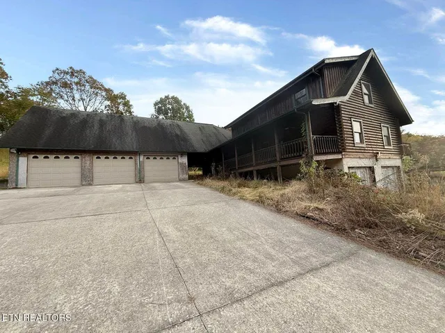 $349,900 | 799 Glass House Road, Helenwood, TN 37755