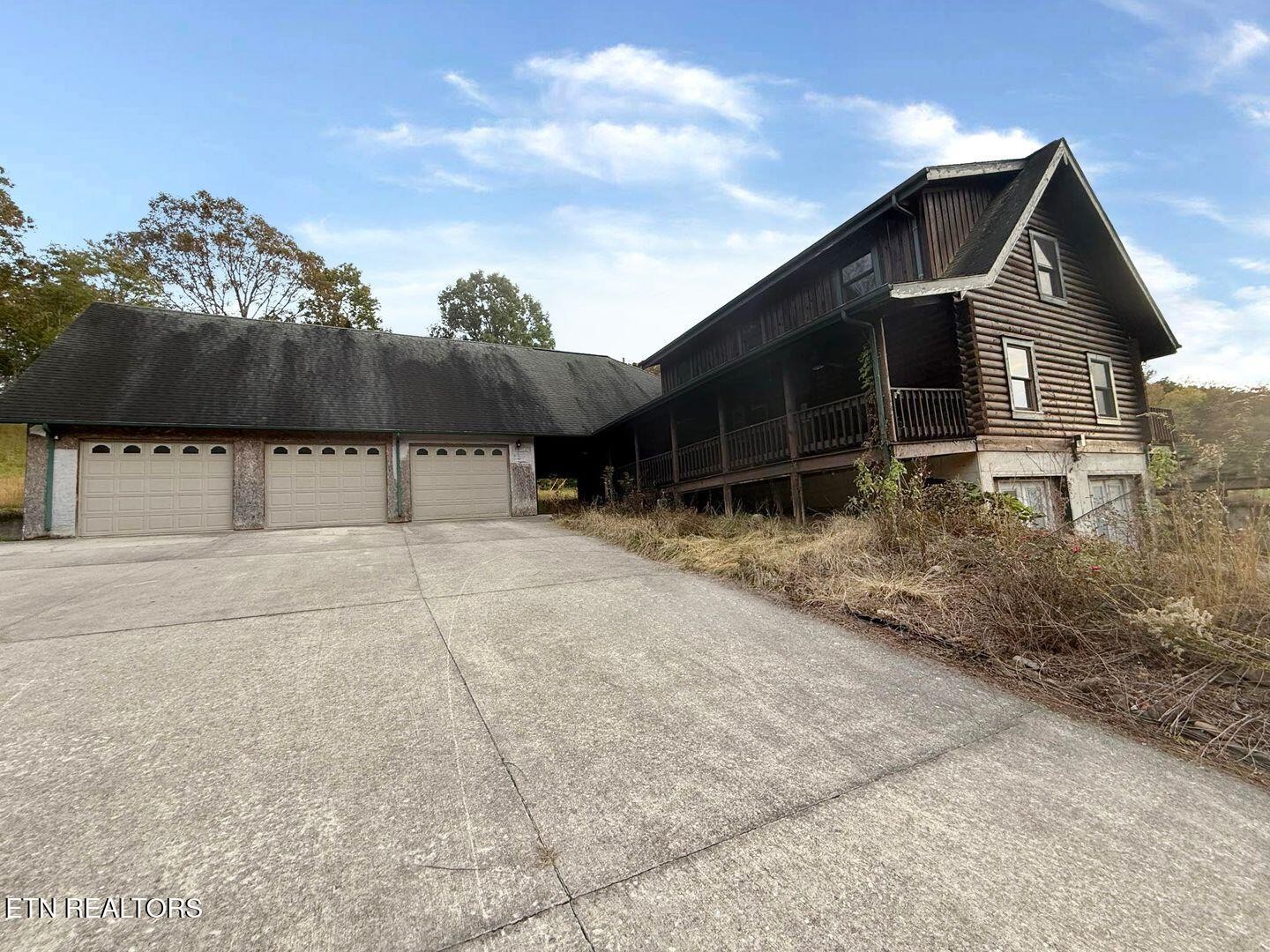 799 Glass House Road Helenwood, TN 37755 - Photo 3 of 44