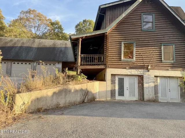 $349,900 | 799 Glass House Road, Helenwood, TN 37755