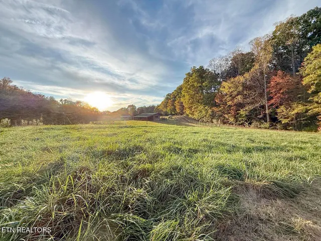 $349,900 | 799 Glass House Road, Helenwood, TN 37755