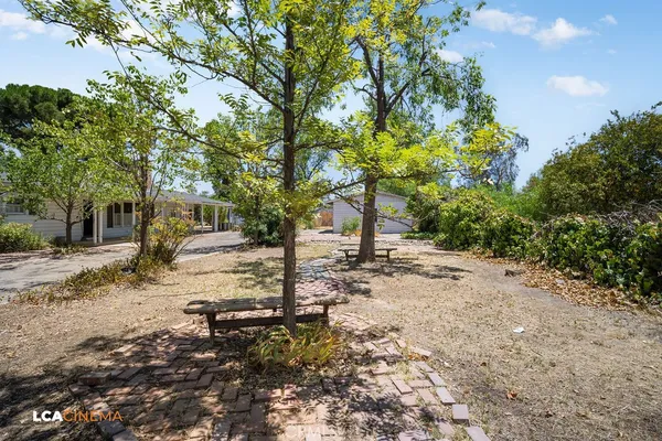 $299,900 | 1218 Baldwin Road, Bakersfield, CA 93304