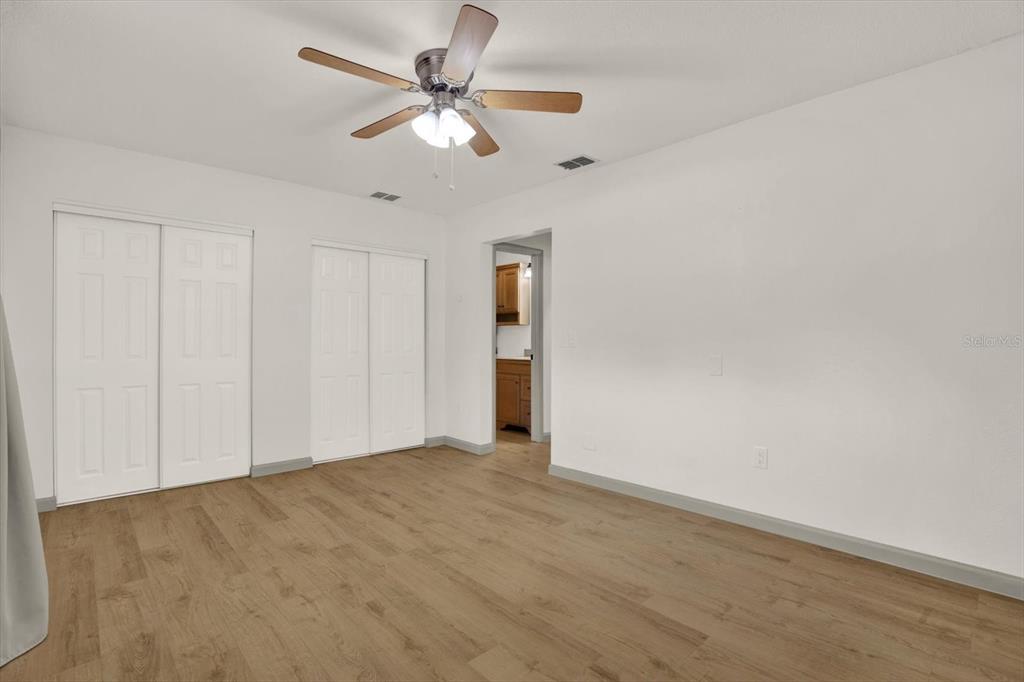 1978 Dix Street Largo, FL 33774 - Photo 15 of 44