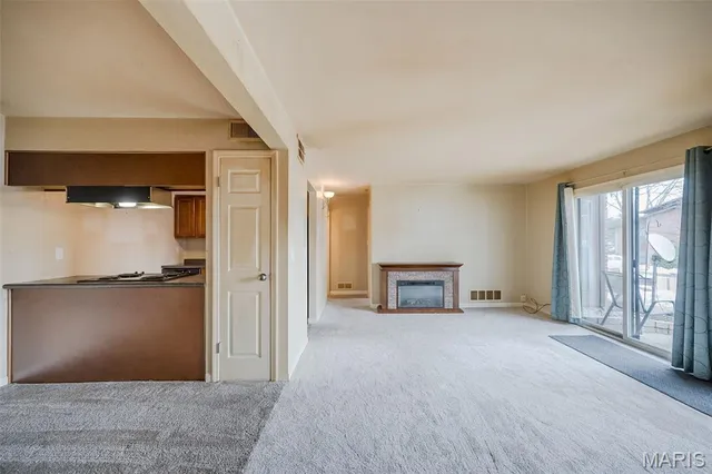 $75,000 | 1084 Mersey Bend Drive, Unit D, St. Louis, MO 63129