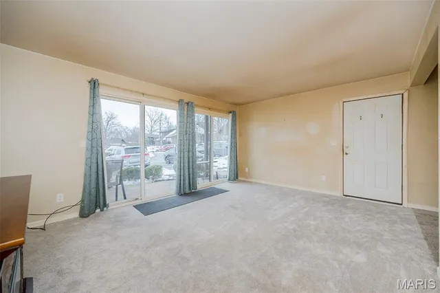 $75,000 | 1084 Mersey Bend Drive, Unit D, St. Louis, MO 63129