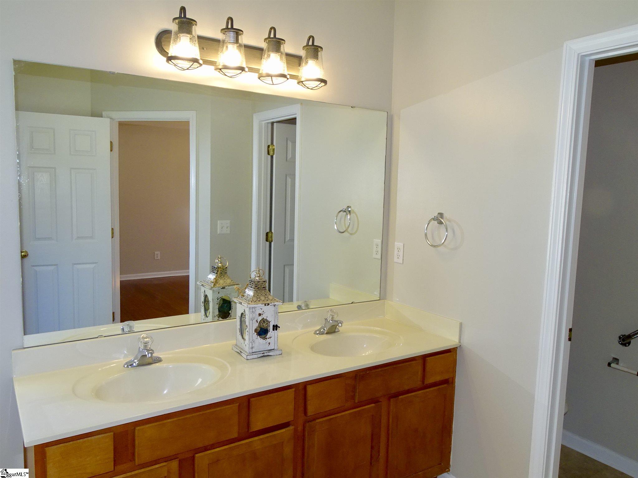 404 Middleshare Drive Mauldin, SC 29662 - Photo 20 of 36 Gallery Image 20
