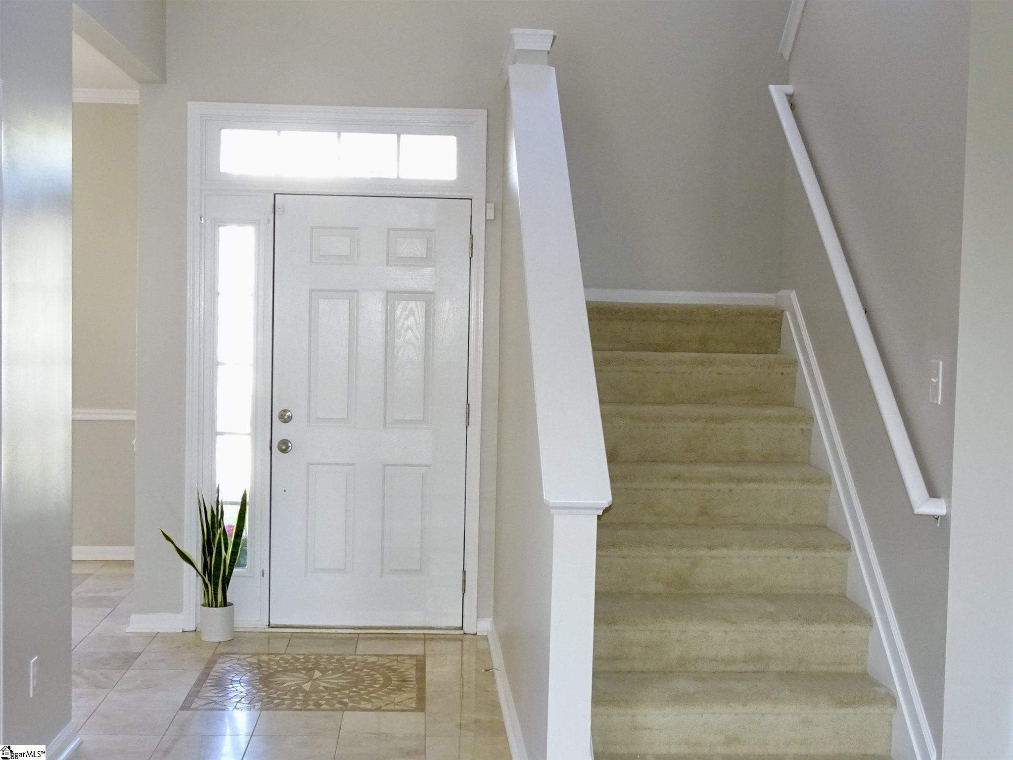404 Middleshare Drive Mauldin, SC 29662 - Photo 4 of 36 Gallery Image 4