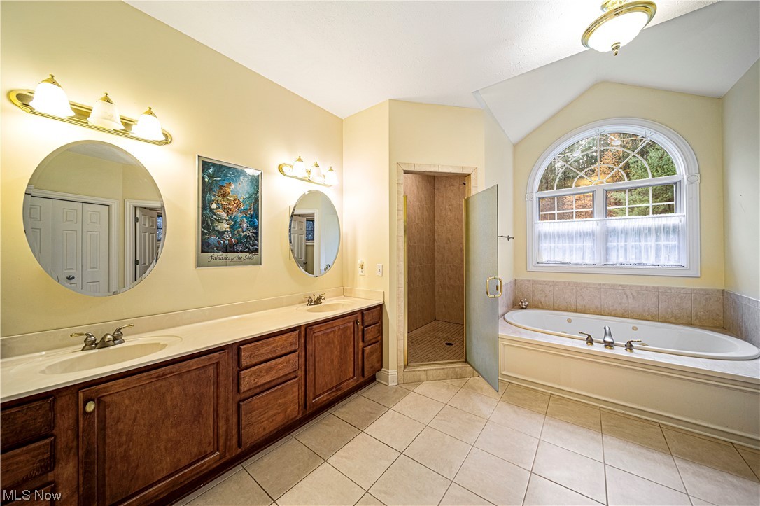 2584 Dodd Road Willoughby, OH 44094 - Photo 12 of 35 Gallery Image 12