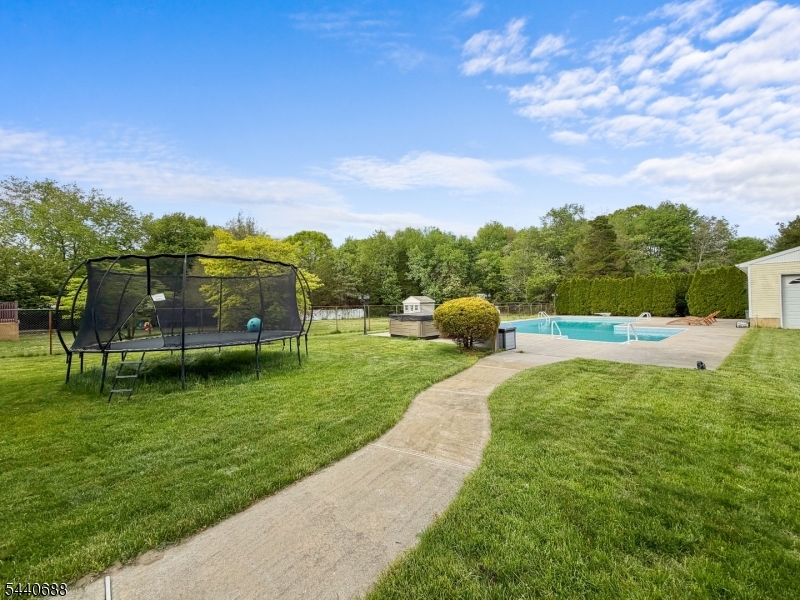 323 Frank Applegate Road Jackson, NJ 08527 - Photo 37 of 47