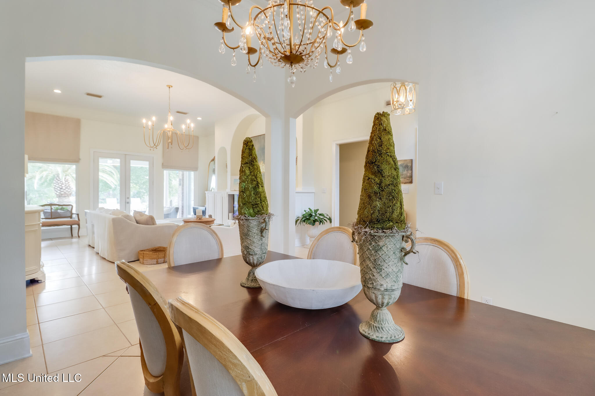 3709 Point Clear Drive Ocean Springs, MS 39564 - Photo 12 of 79 Point clear dinning