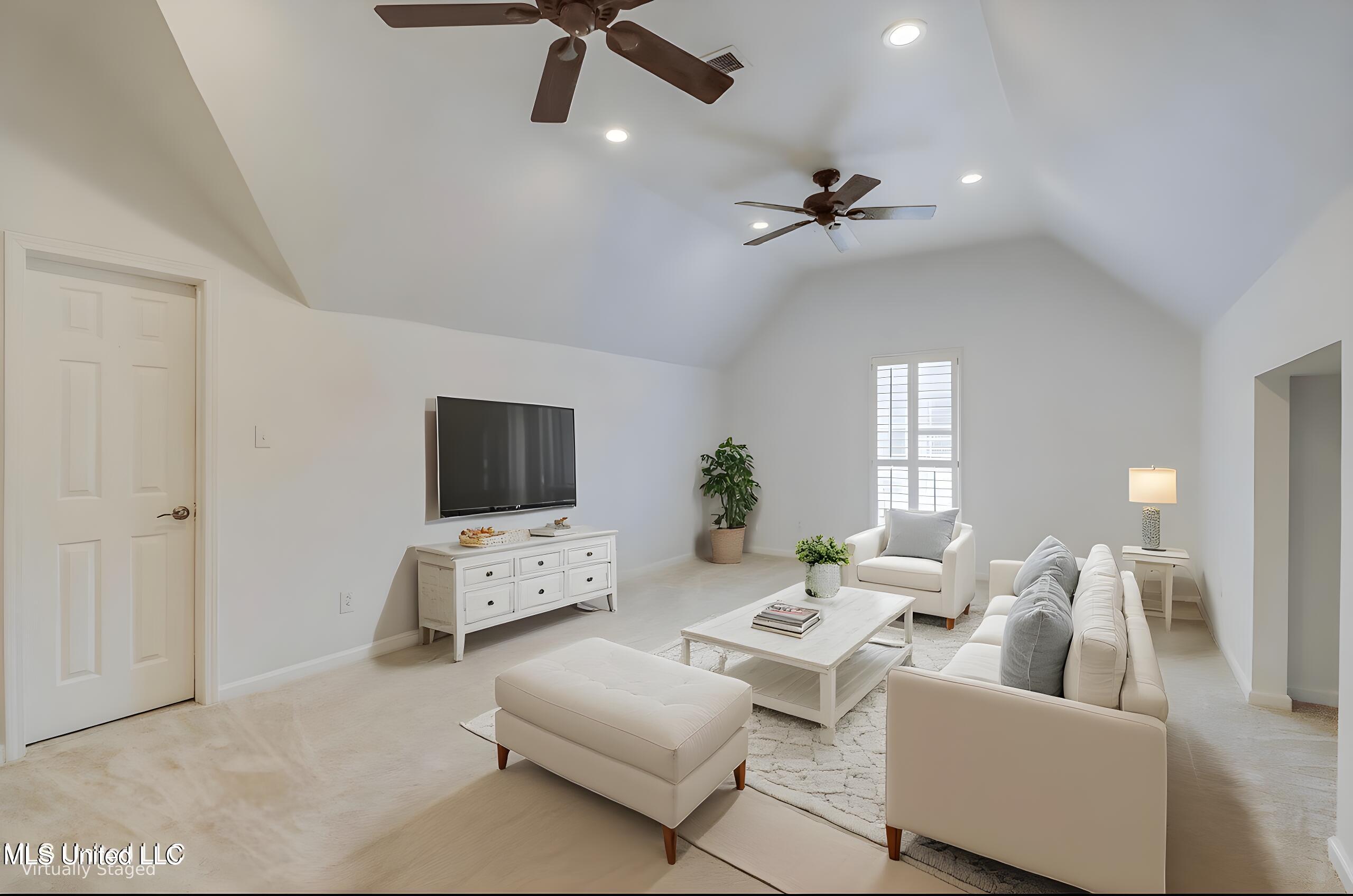 3709 Point Clear Drive Ocean Springs, MS 39564 - Photo 39 of 79 IMG_0907