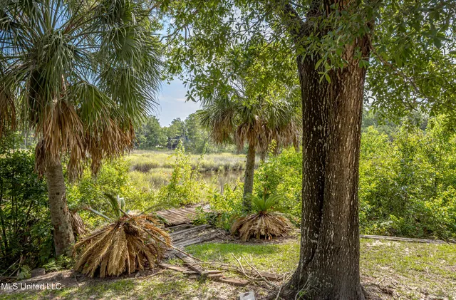 $679,000 | 3709 Point Clear Drive, Ocean Springs, MS 39564