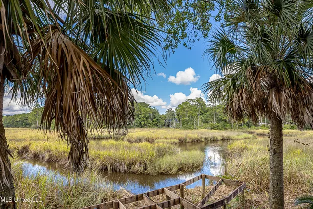 $679,000 | 3709 Point Clear Drive, Ocean Springs, MS 39564