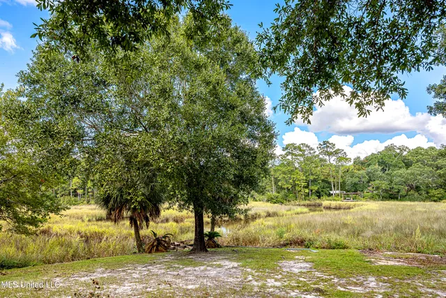 $679,000 | 3709 Point Clear Drive, Ocean Springs, MS 39564