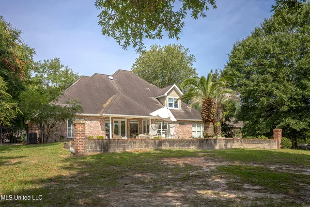 $679,000 | 3709 Point Clear Drive, Ocean Springs, MS 39564