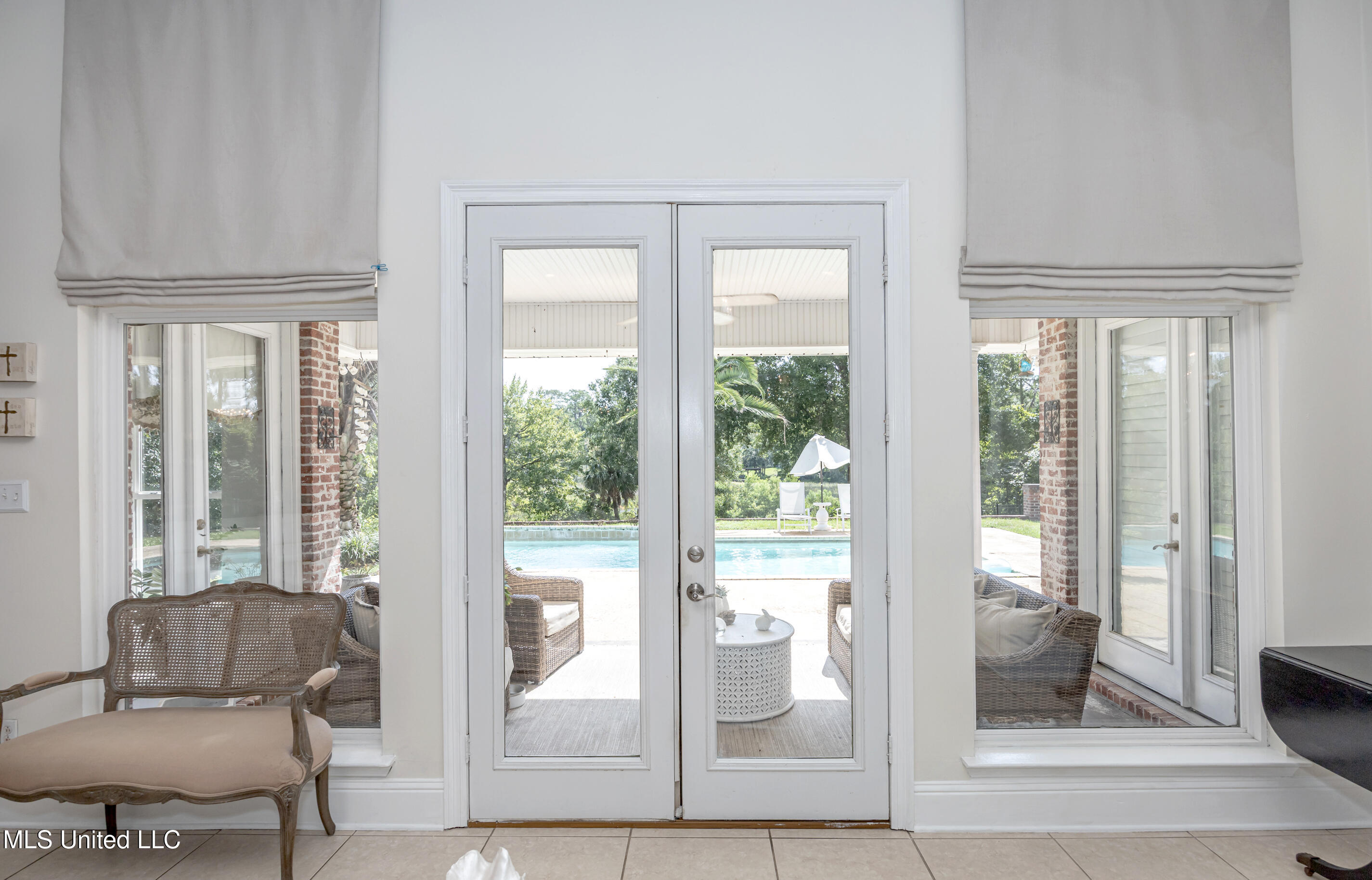 3709 Point Clear Drive Ocean Springs, MS 39564 - Photo 9 of 79 IMG_4717