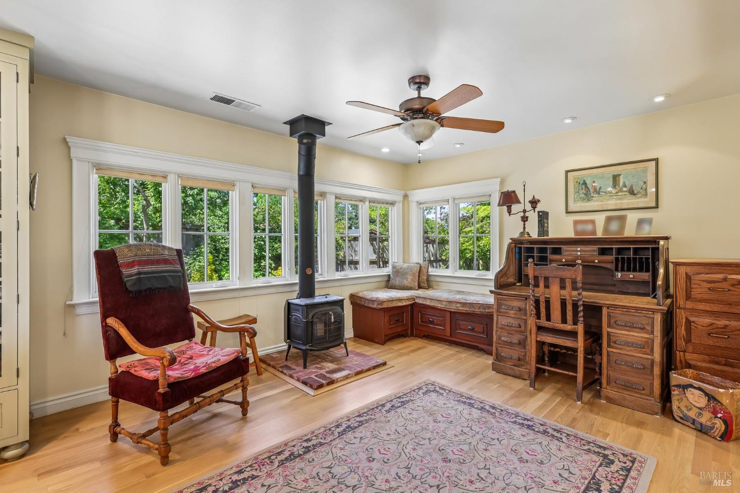 4190 Hessel Road Sebastopol, CA 95472 - Photo 15 of 66