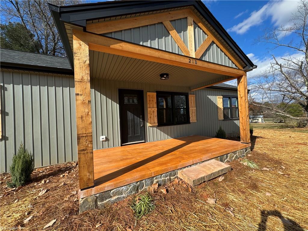 210 Kirby Road King, NC 27021 - Photo 10 of 49