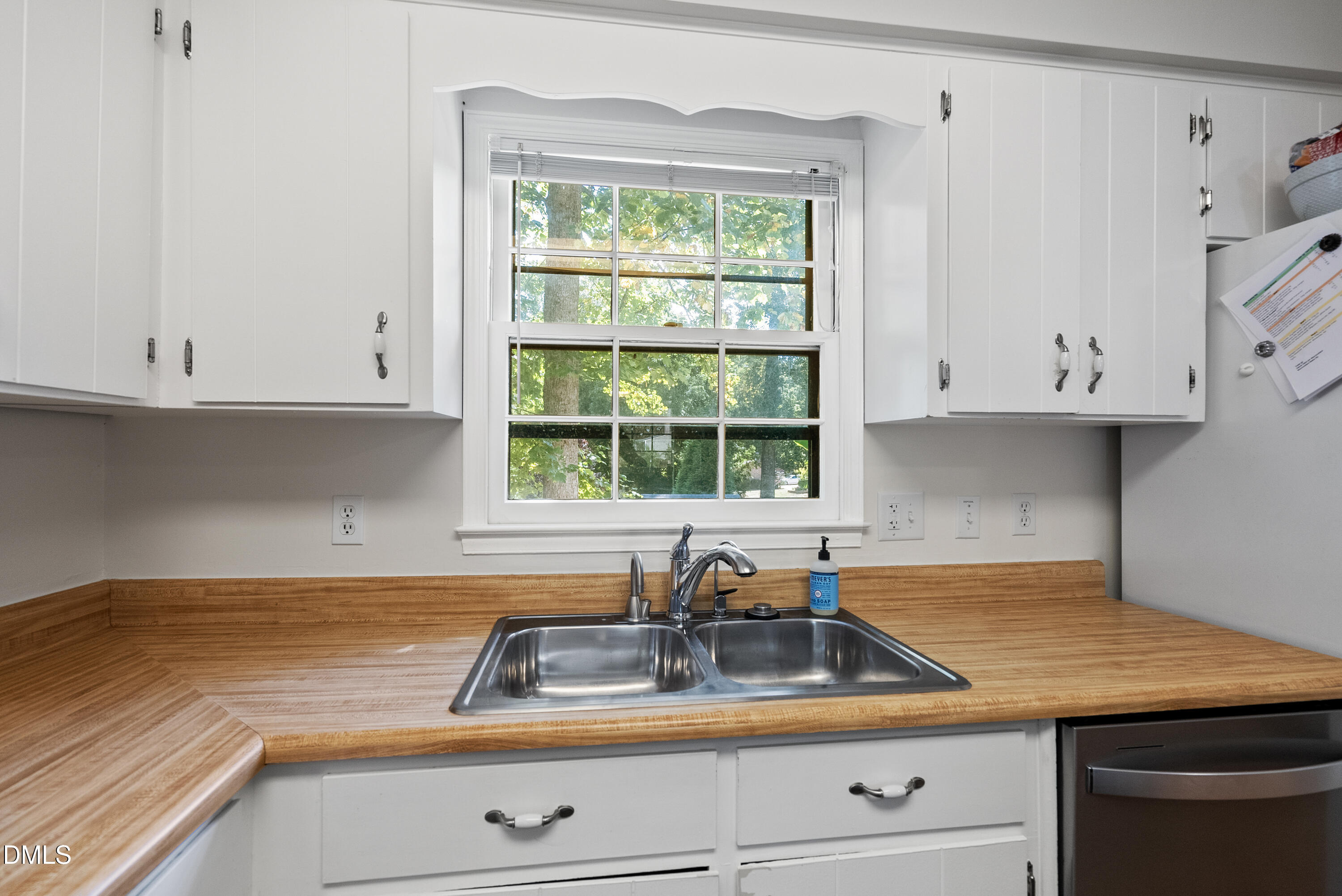 702 Delmar Road Cary, NC 27511 - Photo 19 of 29 DSC07487
