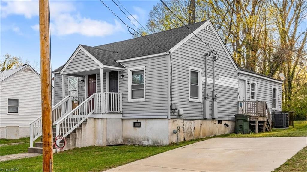 210 Morgan Place High Point, NC 27260 - Photo 2 of 22