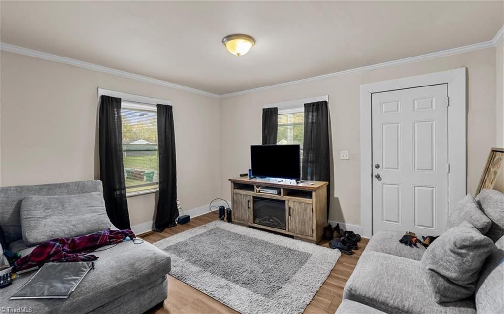 210 Morgan Place High Point, NC 27260 - Photo 3 of 22